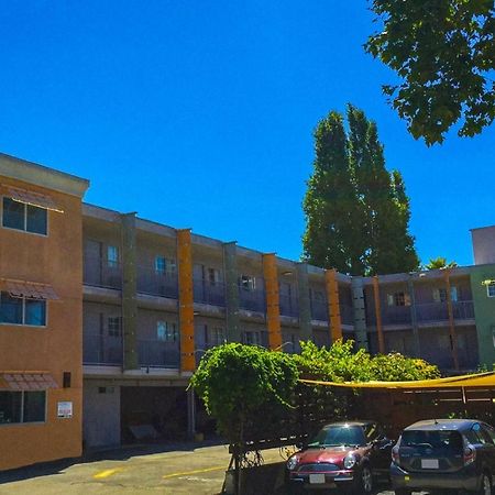 Berkeley Inn Екстер'єр фото