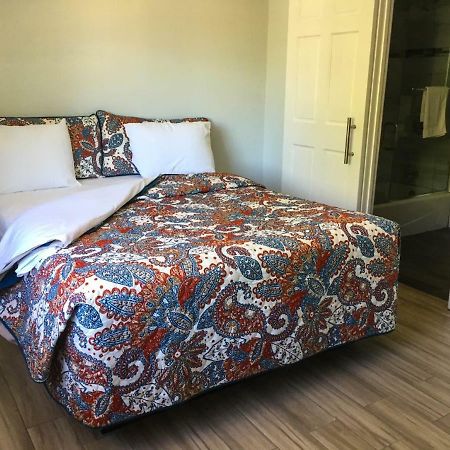 Berkeley Inn Екстер'єр фото