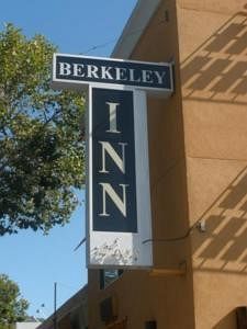 Berkeley Inn Екстер'єр фото